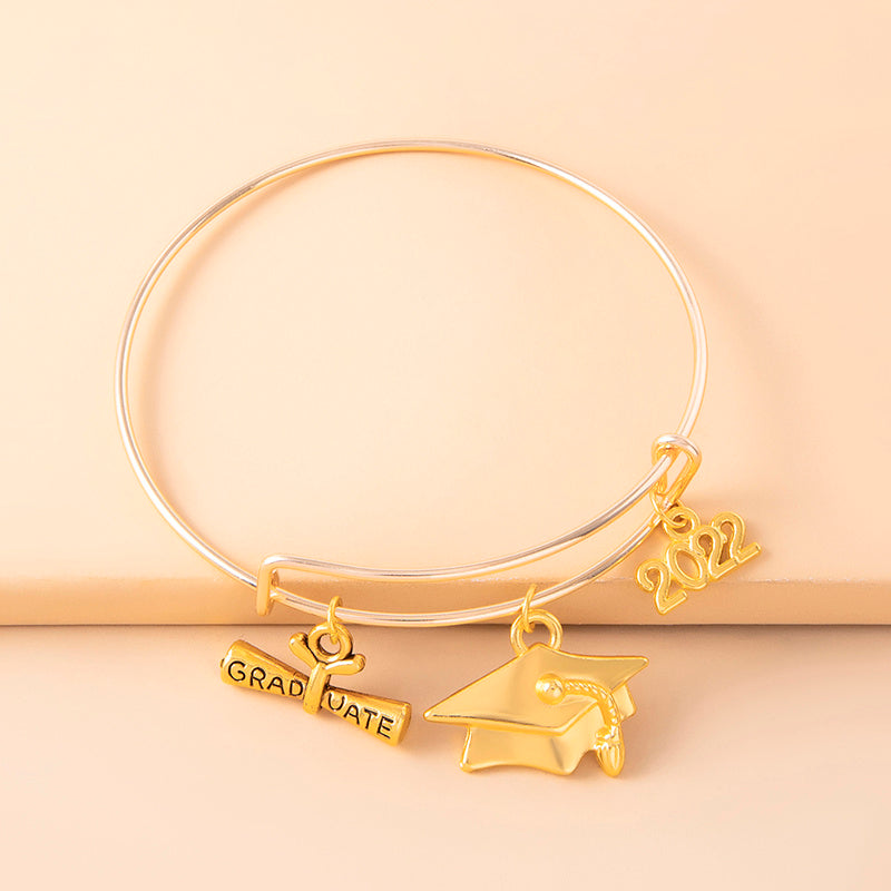 Bracelet à breloques en acier inoxydable pour femme, accessoire de bijouterie et de remise de diplôme