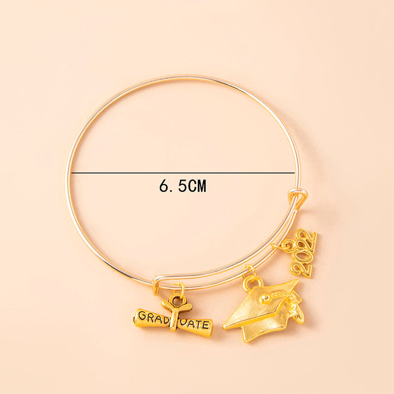 Bracelet à breloques en acier inoxydable pour femme, accessoire de bijouterie et de remise de diplôme