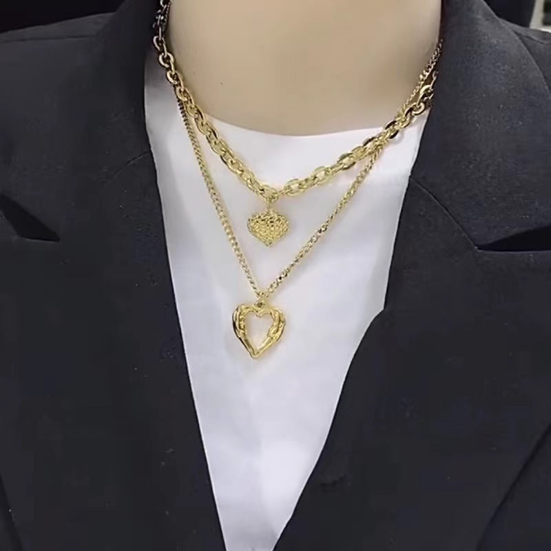 Collier en acier titane avec ailes d'ange et pendentif en forme de cœur pour femme, accessoire de fête, bijou tendance de haute qualité, idéal comme cadeau