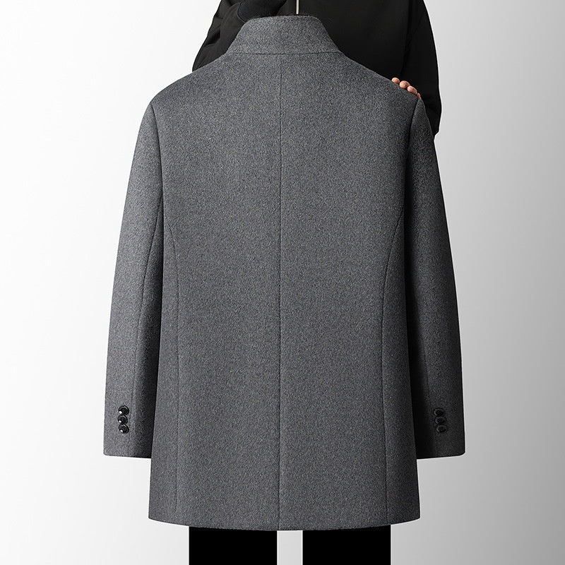 Gray men's wool overcoat with thickening detachable down feather liner, mid-length for autumn and winter.